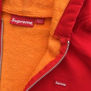 NWOT Supreme hooded sweatshirt